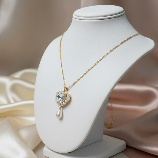 Elegant Gold Heart & Pearl Pendant Necklace for Women Anti Tarnish